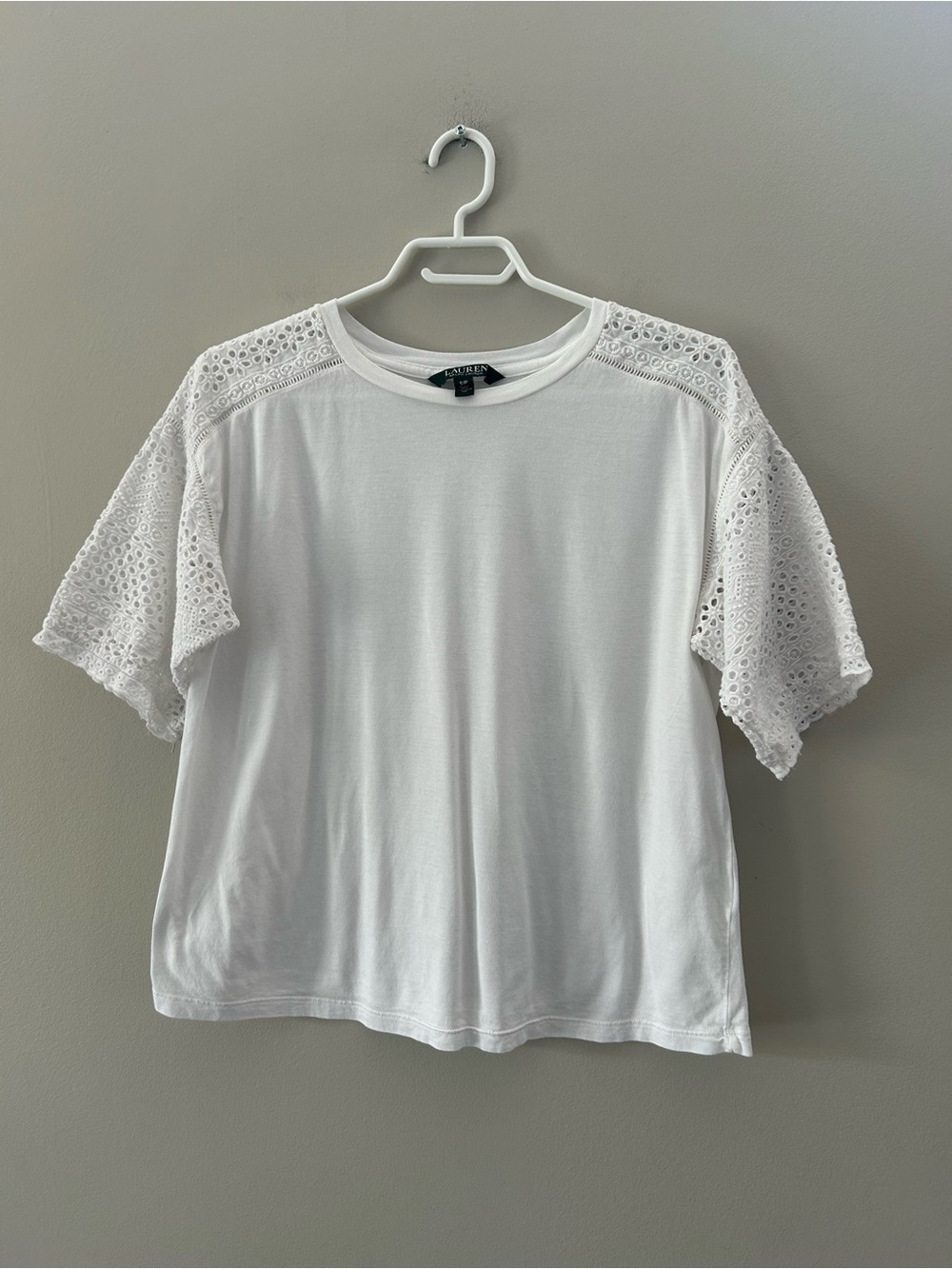 Lauren Ralph Lauren Eyelet Shoulder Sleeve Boxy Oversized Fit White Cotton Tee - Picture 2 of 4